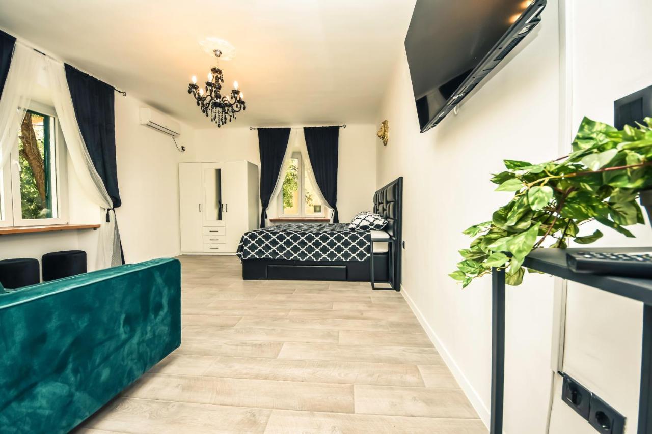 Luxury Heritage Apartment Zara Antica ภายนอก รูปภาพ